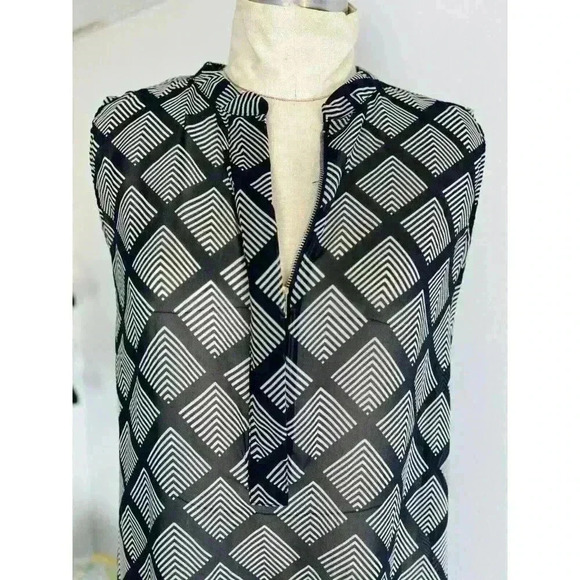 Lumiere Blouse Women's Large Blue White Stripes‎ Sheer Top Geometric - Picture 5 of 6
